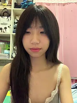 YuKino-999 online show from October 2025 05:12:02 PM