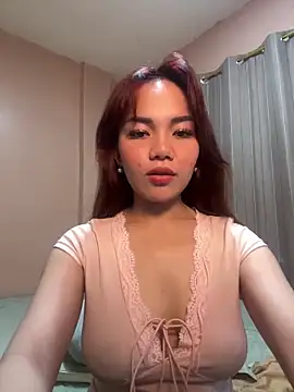 Snapshot of expnsivecandy chatting on April 2026 07:07:02 PM expnsivecandy online show from April 2026 07:07:02 PM