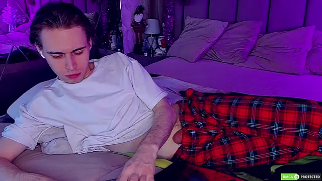 WilliamDyson online show from December 2025 03:13:01 AM