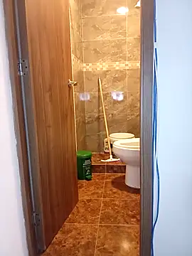 Fernandar2025 online show from December 2025 10:06:02 PM