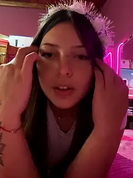 Snapshot of kiramedi chatting on October 2025 09:49:02 PM kiramedi online show from October 2025 09:49:02 PM