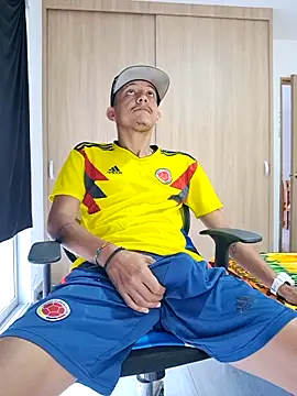 skinny23cm online show from March 2025 12:04:01 PM