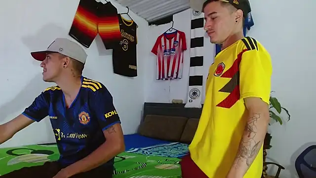 skinny23cm online show from January 2026 03:14:02 PM