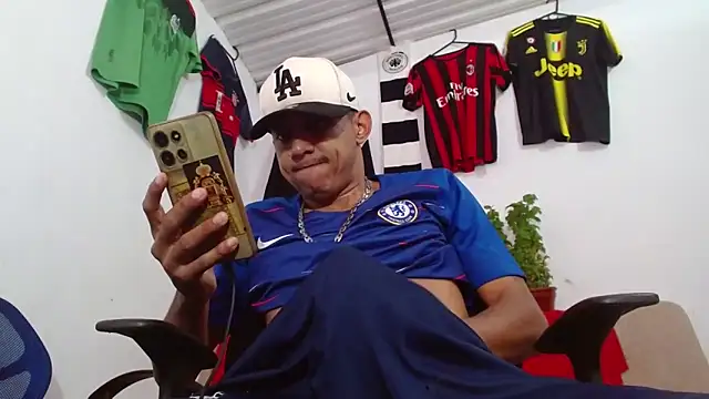 skinny23cm online show from March 2026 02:19:01 PM