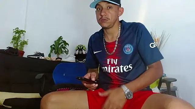 skinny23cm online show from April 2026 06:01:01 PM