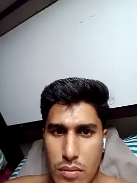 HarryChoudhary21 online show from October 2025 07:03:02 PM