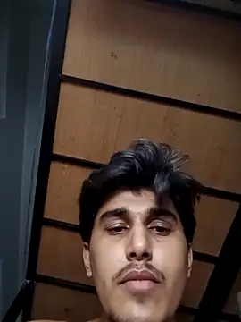 Snapshot of HarryChoudhary21 chatting on May 2026 07:31:01 PM HarryChoudhary21 online show from May 2026 07:31:01 PM