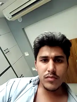 Snapshot of HarryChoudhary21 chatting on June 2026 07:36:01 AM HarryChoudhary21 online show from June 2026 07:36:01 AM