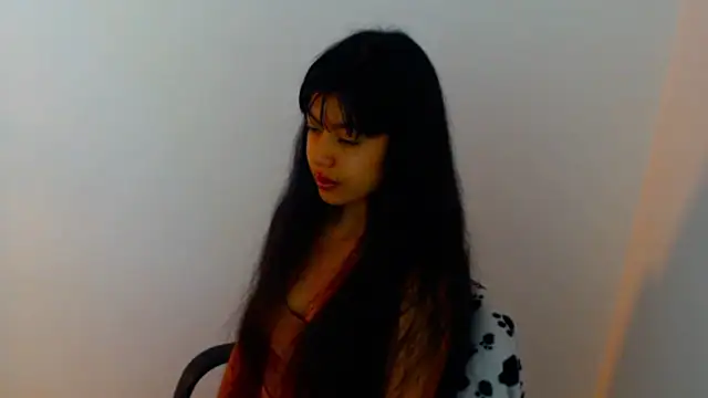 Snapshot of meganmiauu chatting on July 2026 11:28:01 AM meganmiauu online show from July 2026 11:28:01 AM