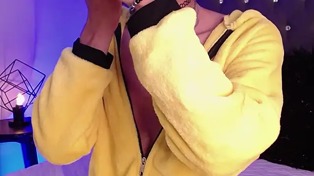 OzorioDany online show from October 2025 04:00:01 AM