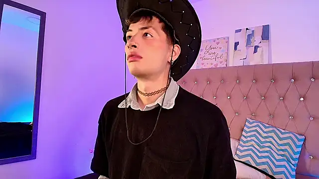 OzorioDany online show from December 2025 06:53:02 AM