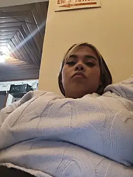 EmilyDuran  online show from December 2025 02:51:02 AM