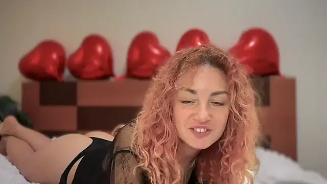 Reddgiirl online show from March 2026 10:25:01 PM