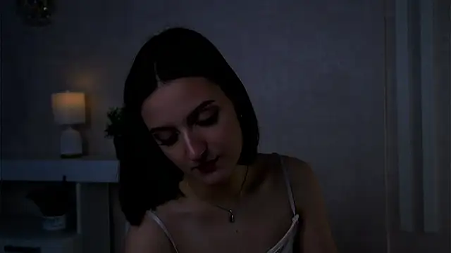 Snapshot of FalineBeacher chatting on June 2026 02:27:02 AM FalineBeacher online show from June 2026 02:27:02 AM
