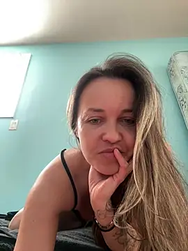 sonyaxbelle online show from February 2026 06:02:01 PM