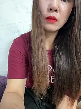 Snapshot of Moan_Mary chatting on November 2025 10:31:02 PM Moan Mary online show from November 2025 10:31:02 PM