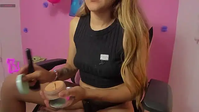 Alice VIP online show from November 2025 03:40:02 AM