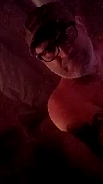 Luv2SuckBWC92 online show from March 2026 10:09:02 AM