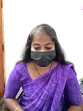 Snapshot of tamil_Sigappu_Roja chatting on May 2026 01:23:01 AM tamil Sigappu Roja online show from May 2026 01:23:01 AM
