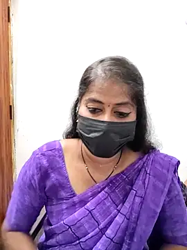 Snapshot of tamil_Sigappu_Roja chatting on May 2026 04:07:02 AM tamil Sigappu Roja online show from May 2026 04:07:02 AM
