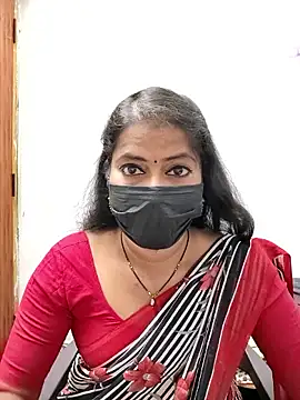 Snapshot of tamil_Sigappu_Roja chatting on May 2026 12:41:02 AM tamil Sigappu Roja online show from May 2026 12:41:02 AM