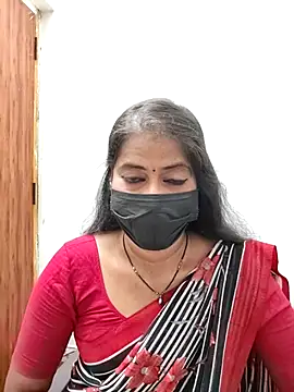 Snapshot of tamil_Sigappu_Roja chatting on June 2026 12:27:02 AM tamil Sigappu Roja online show from June 2026 12:27:02 AM