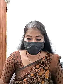 Snapshot of tamil_Sigappu_Roja chatting on June 2026 12:32:02 AM tamil Sigappu Roja online show from June 2026 12:32:02 AM