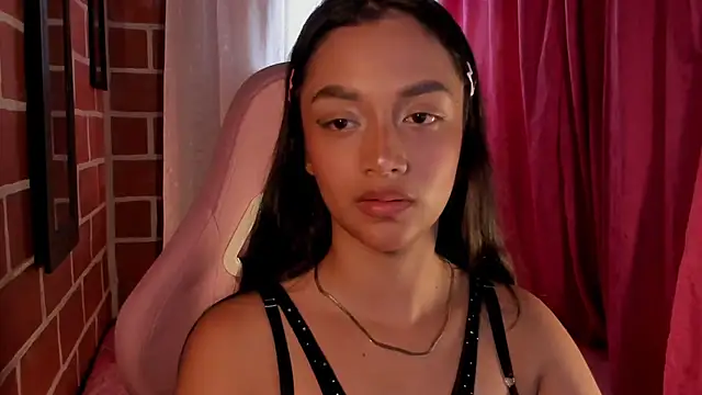 MelanyOconner online show from April 2026 05:13:02 PM