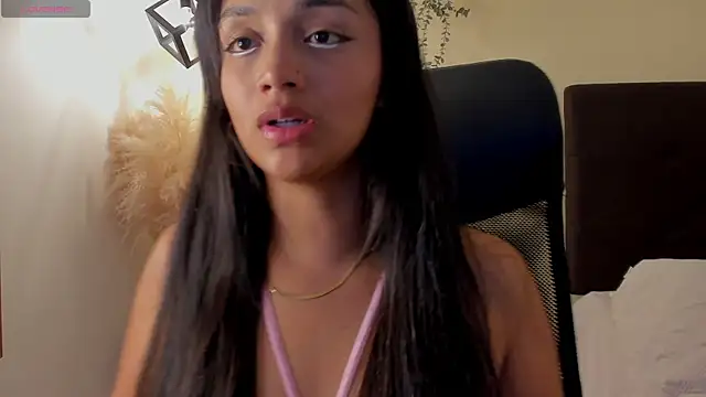 MelanyOconner online show from April 2026 01:07:01 AM