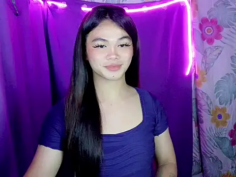 Snapshot of caramiya chatting on May 2026 05:42:02 PM caramiya online show from May 2026 05:42:02 PM