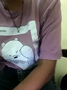 Alia-00 online show from November 2025 04:01:02 AM