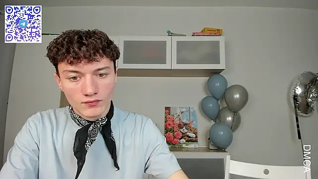 Snapshot of Kevin_Young_Cat chatting on February 2026 08:02:01 PM Kevin Young Cat online show from February 2026 08:02:01 PM