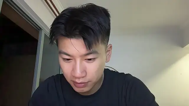 Snapshot of heywilliam chatting on November 2025 04:14:02 PM heywilliam online show from November 2025 04:14:02 PM