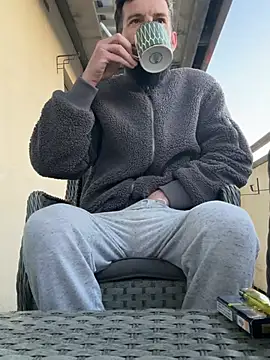 Michel huge online show from April 2026 07:00:01 PM