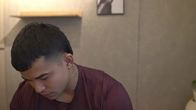 Thiago Valente online show from March 2026 01:36:02 PM