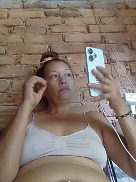 Snapshot of marinita13 chatting on July 2026 01:26:01 PM marinita13 online show from July 2026 01:26:01 PM