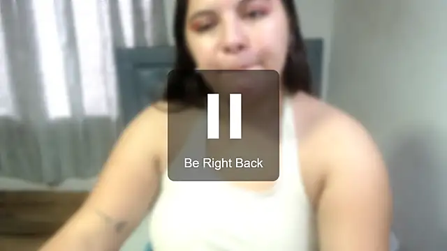Snapshot of sarah_aguilar chatting on May 2026 03:18:02 PM sarah aguilar online show from May 2026 03:18:02 PM