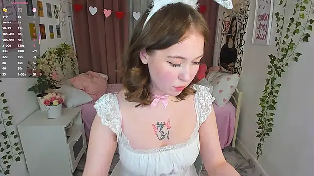 LanaRoselle online show from February 2026 09:22:01 PM