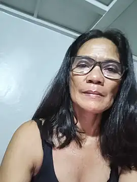 Snapshot of ImYourWoman_55 chatting on June 2026 07:41:01 PM ImYourWoman 55 online show from June 2026 07:41:01 PM