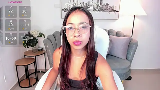 Snapshot of July_Adams chatting on July 2026 12:57:01 AM July Adams online show from July 2026 12:57:01 AM
