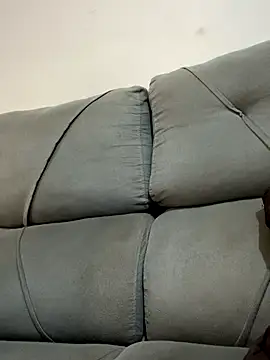 Snapshot of Chloe_Leaozinho chatting on October 2025 03:29:02 AM Chloe Leaozinho online show from October 2025 03:29:02 AM