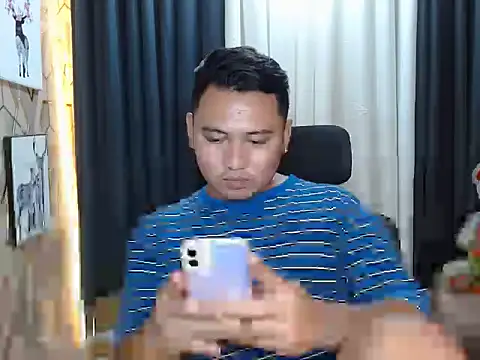 BicuriousExploer online show from November 2025 02:39:02 PM