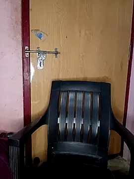 Jessi 25 online show from November 2025 05:56:02 PM