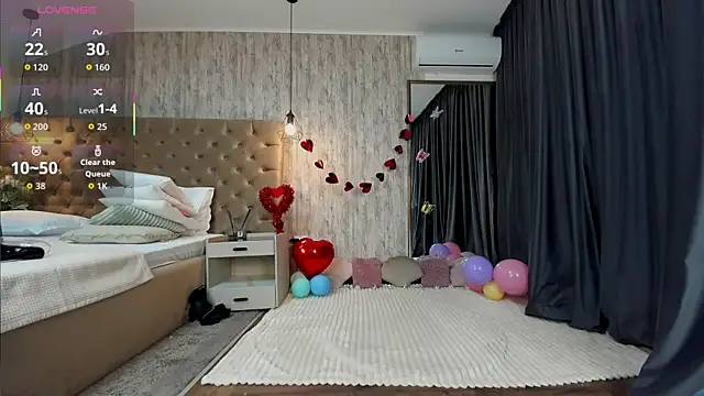 Maya Collins  online show from March 2026 07:50:02 PM