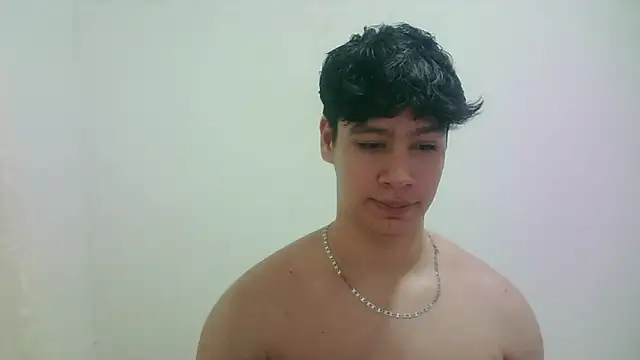 Snapshot of zeus_181 chatting on May 2026 03:36:01 AM zeus 181 online show from May 2026 03:36:01 AM