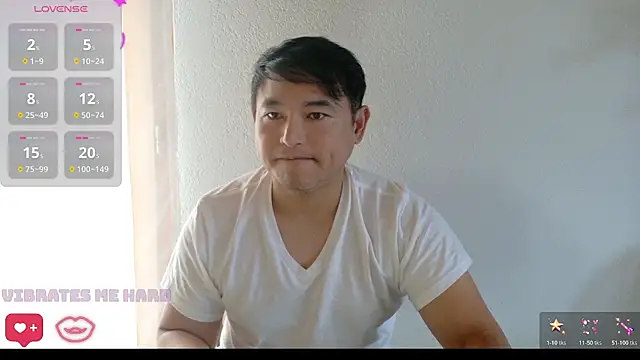 Snapshot of AsianBoy_WhiteDaddy chatting on September 2025 06:46:01 AM AsianBoy WhiteDaddy online show from September 2025 06:46:01 AM