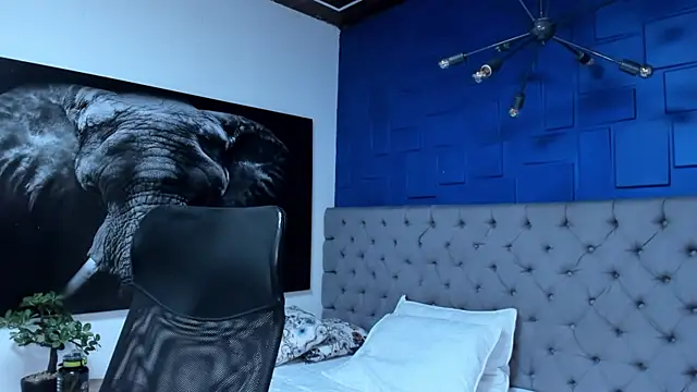 andres-clark92 online show from April 2026 07:55:02 PM