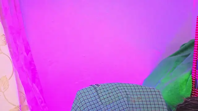 Snapshot of Miranda_sexlove_ chatting on January 2026 06:06:02 AM Miranda sexlove online show from January 2026 06:06:02 AM