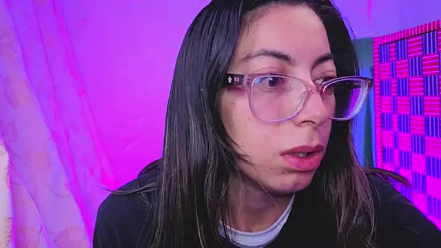 Snapshot of Miranda_sexlove_ chatting on February 2026 06:52:02 AM Miranda sexlove online show from February 2026 06:52:02 AM