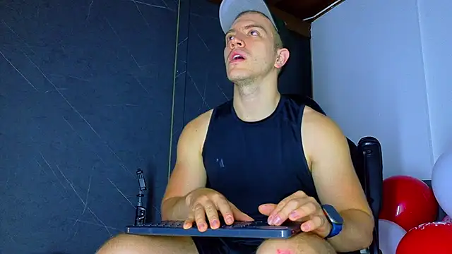 ALANNFERRER online show from February 2026 10:12:01 AM